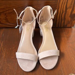 Suede heels size 6.5